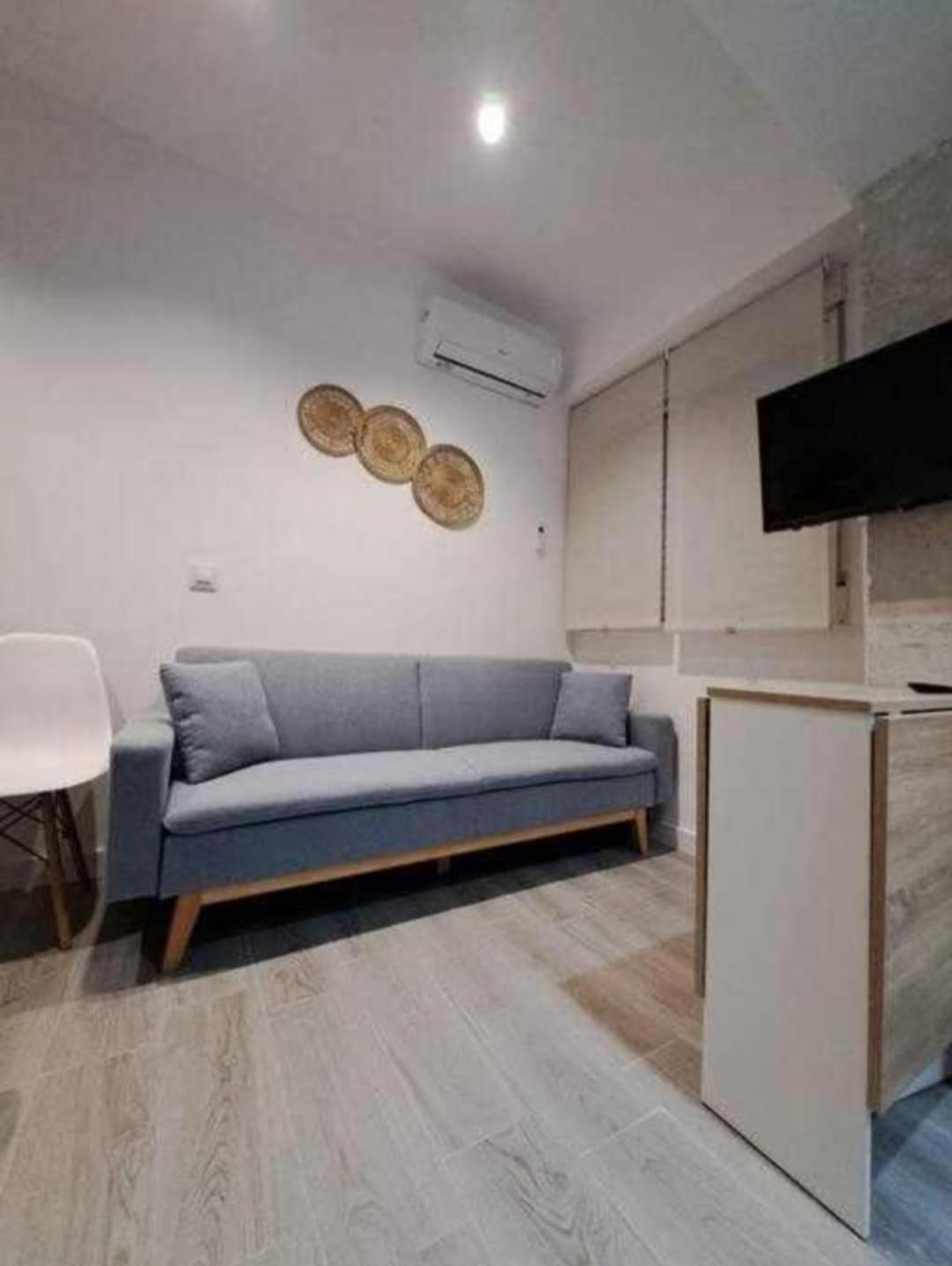 Acc Serrano 3 Aparcamiento Cercano เฮน ภายนอก รูปภาพ